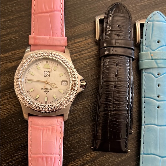 Esquire by Movado Accessories - ESQ by MOVADO - DIAMOND BEZEL -woman’s watch with 3 straps Excellent Condition